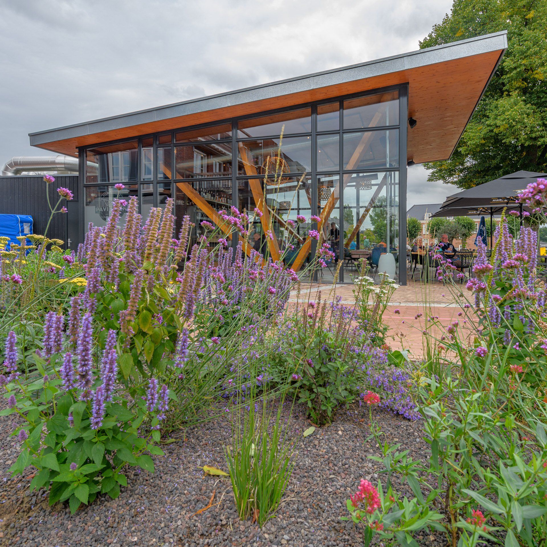 Portfolio Walter Frisart FOTOwerk Tuinfotograaf: Tuin Paviljoen Ommen voor Heko Spanten