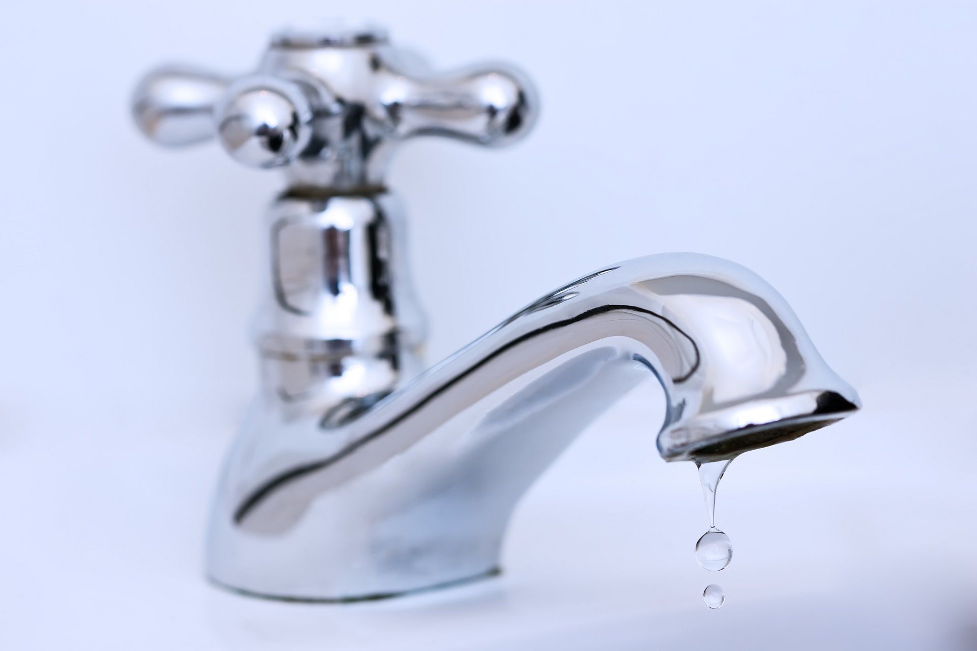 How to fix bathtub faucet
