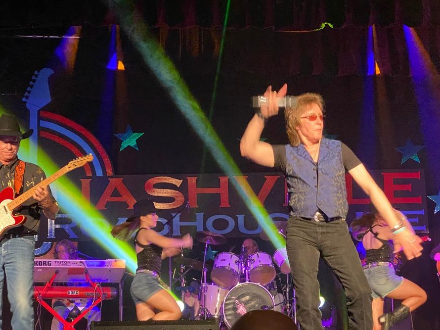 nashville roadhouse theatre branson star