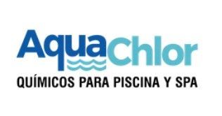 AquaChlor logo in blue with the text “QUÍMICOS PARA PISCINA Y SPA” underneath.