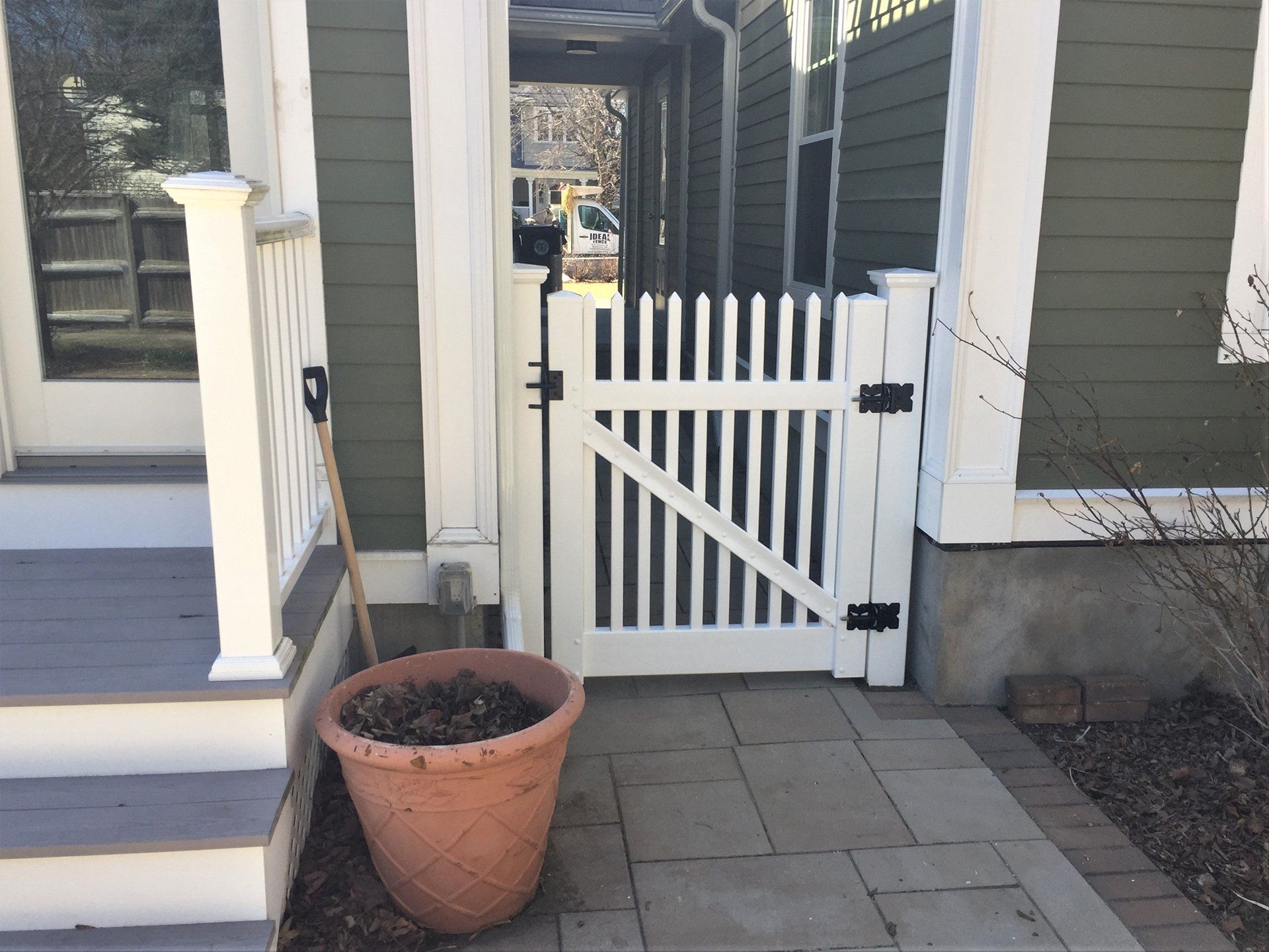 Gates 4