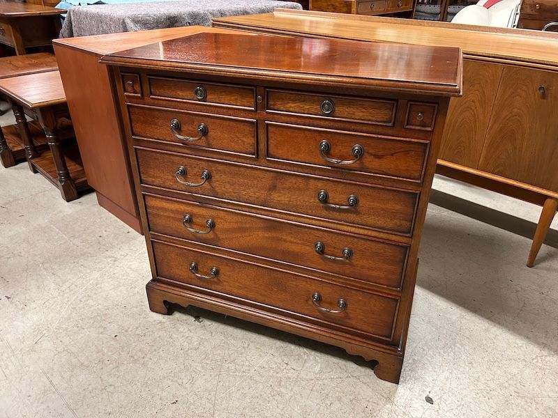 Georgian Style Mahogany Bachelor's Chest of Drawers by Brights of Nettlebed
