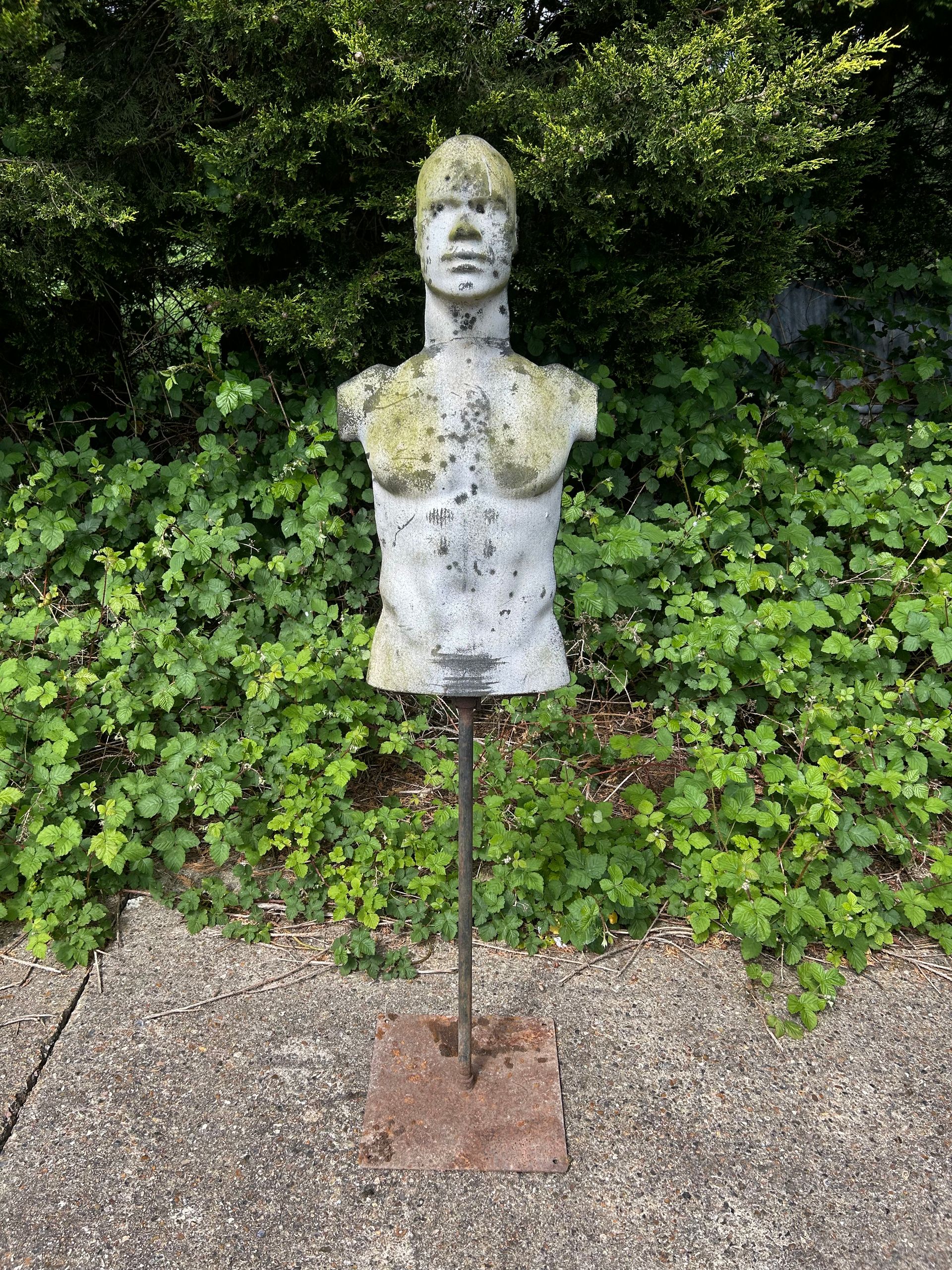 Three Body Sculpture Garden Targets