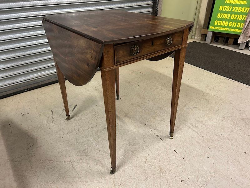 Antique Georgian Mahogany Pembroke Table