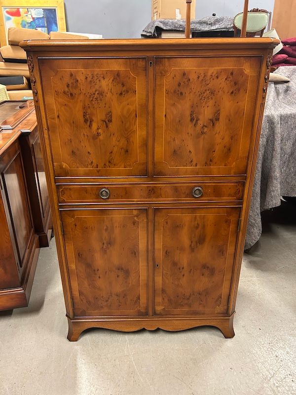 Stunning, Burr Yew Cocktail/ Drinks Cabinet by G T Rackstraw
