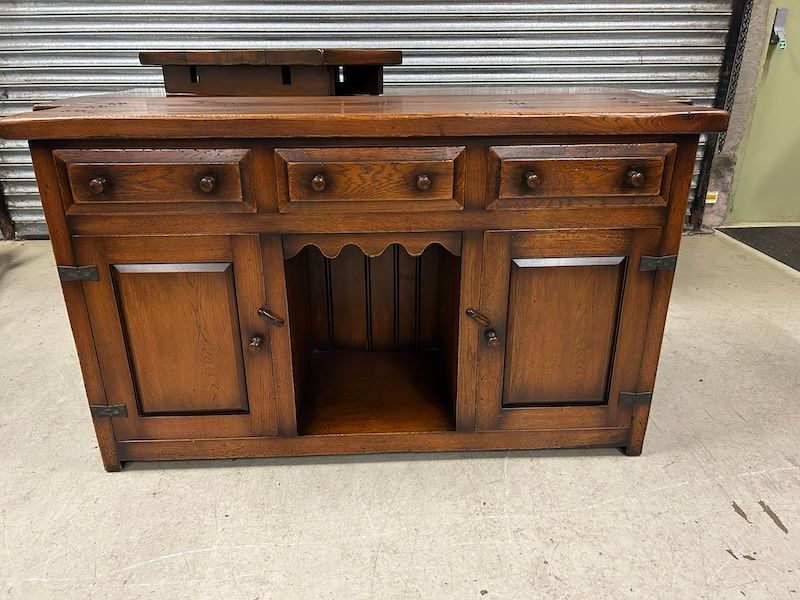 Stewart Linford Rustic Solid Oak Dresser Base/ Sideboard