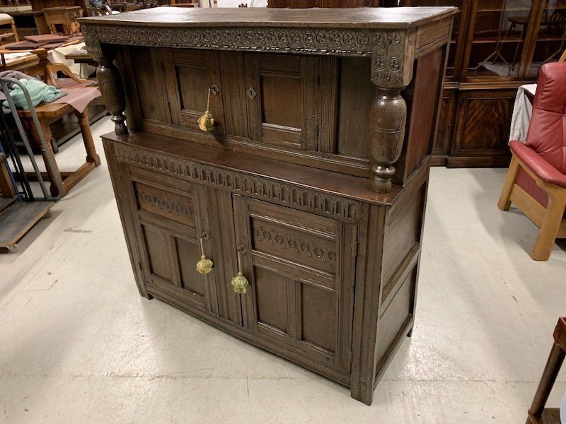 Good Quality 17th Century Solid Oak Court Cupboard