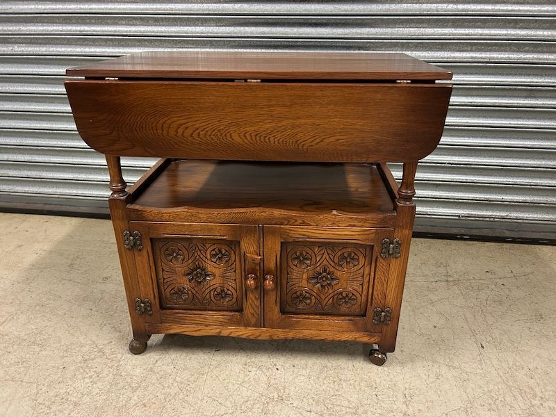 Mellowcraft 'Jacobean' Style Carved Solid Oak Serving Table 