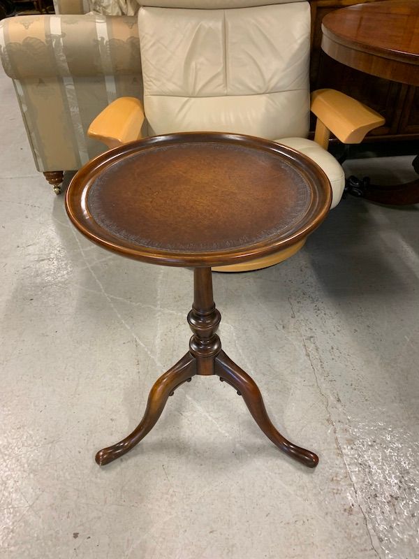 Small Mahogany Wine Table