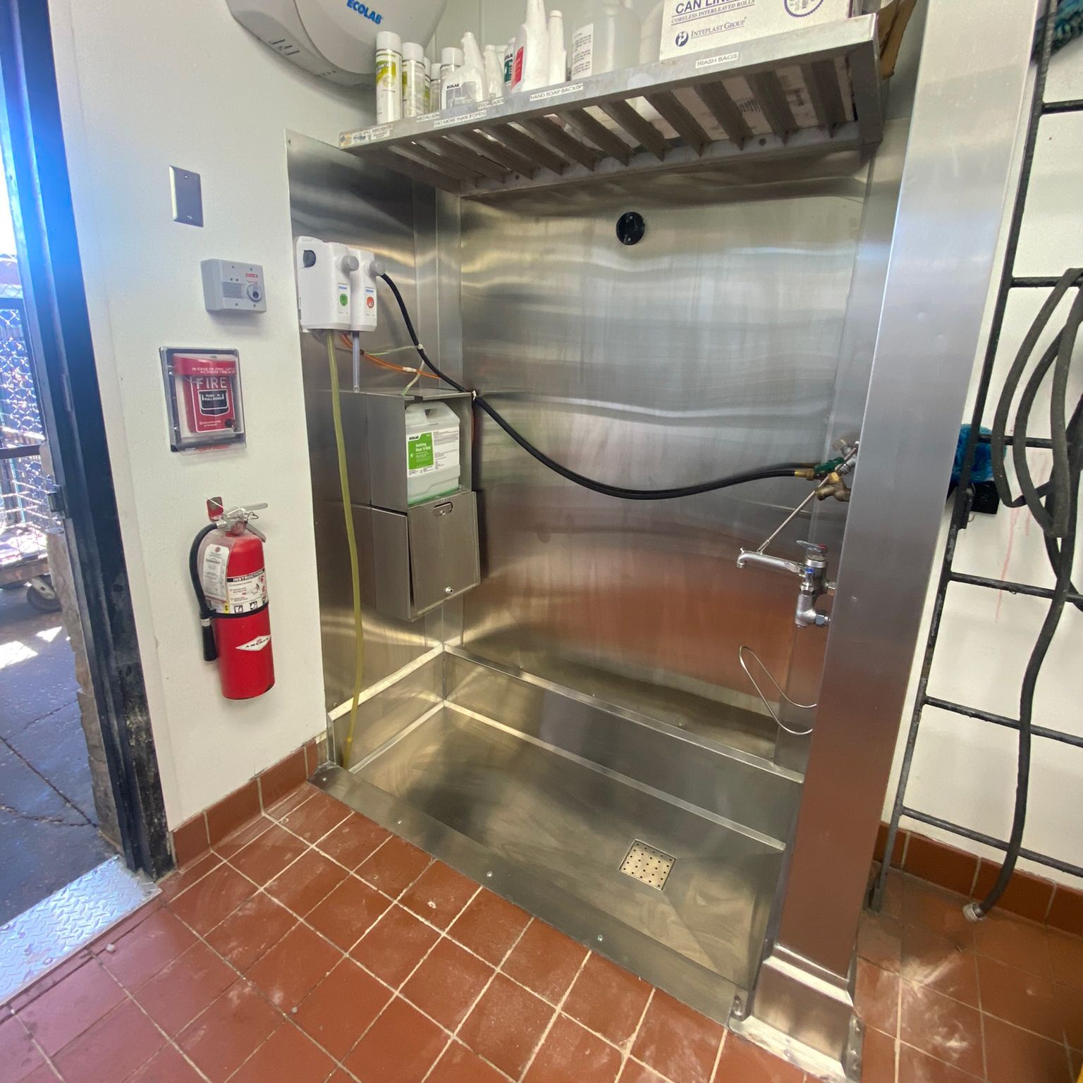 Metal Fabricated / Welded Mop Sink for Restaurant Kitchen Area  installed by the Integrus Fabrication team at Texas Roadhouse
