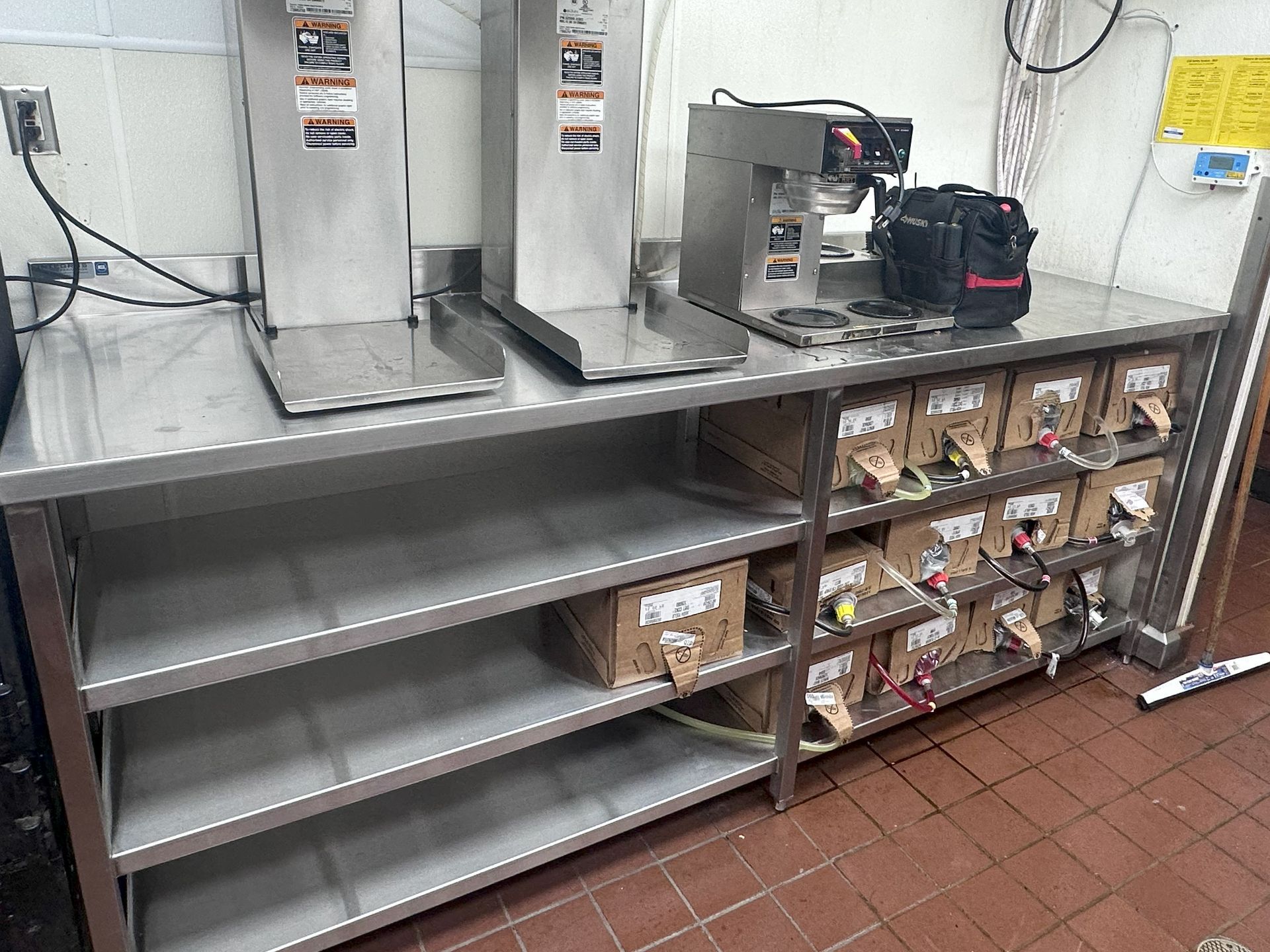 Bag-In-Box Table fabricated and polished by Integrus Fabrication at Texas Roadhouse