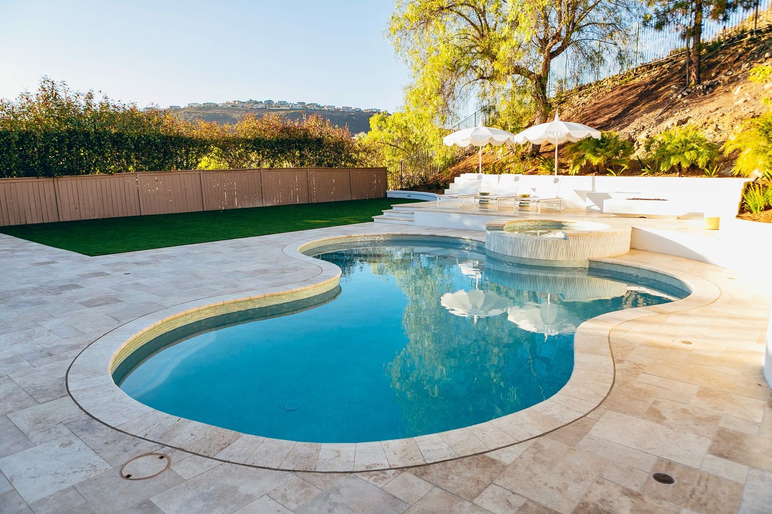 Pool Builder in Solana Beach, CA.
