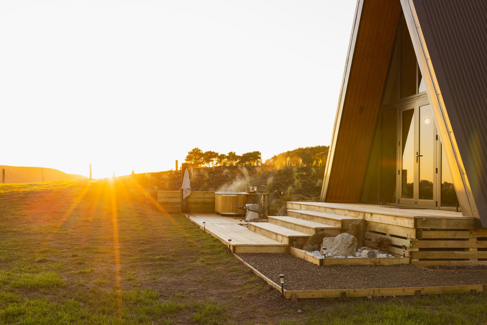 Tawanui Farm Tours, Glamping & Jet Boating Hurunui