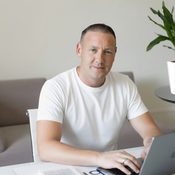 Devneth Developers inhuren in Nederland Rini