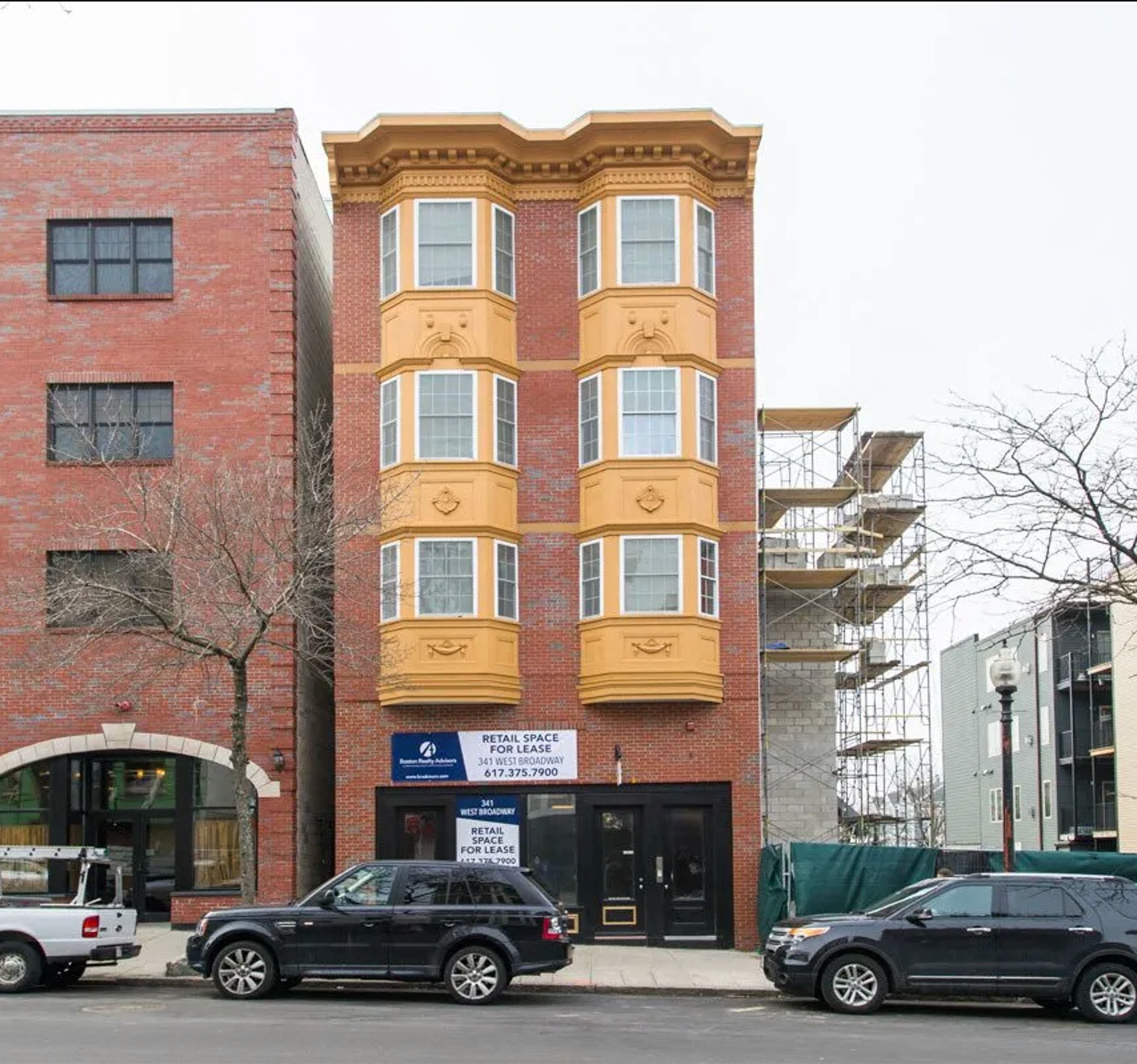 341 W Broadway