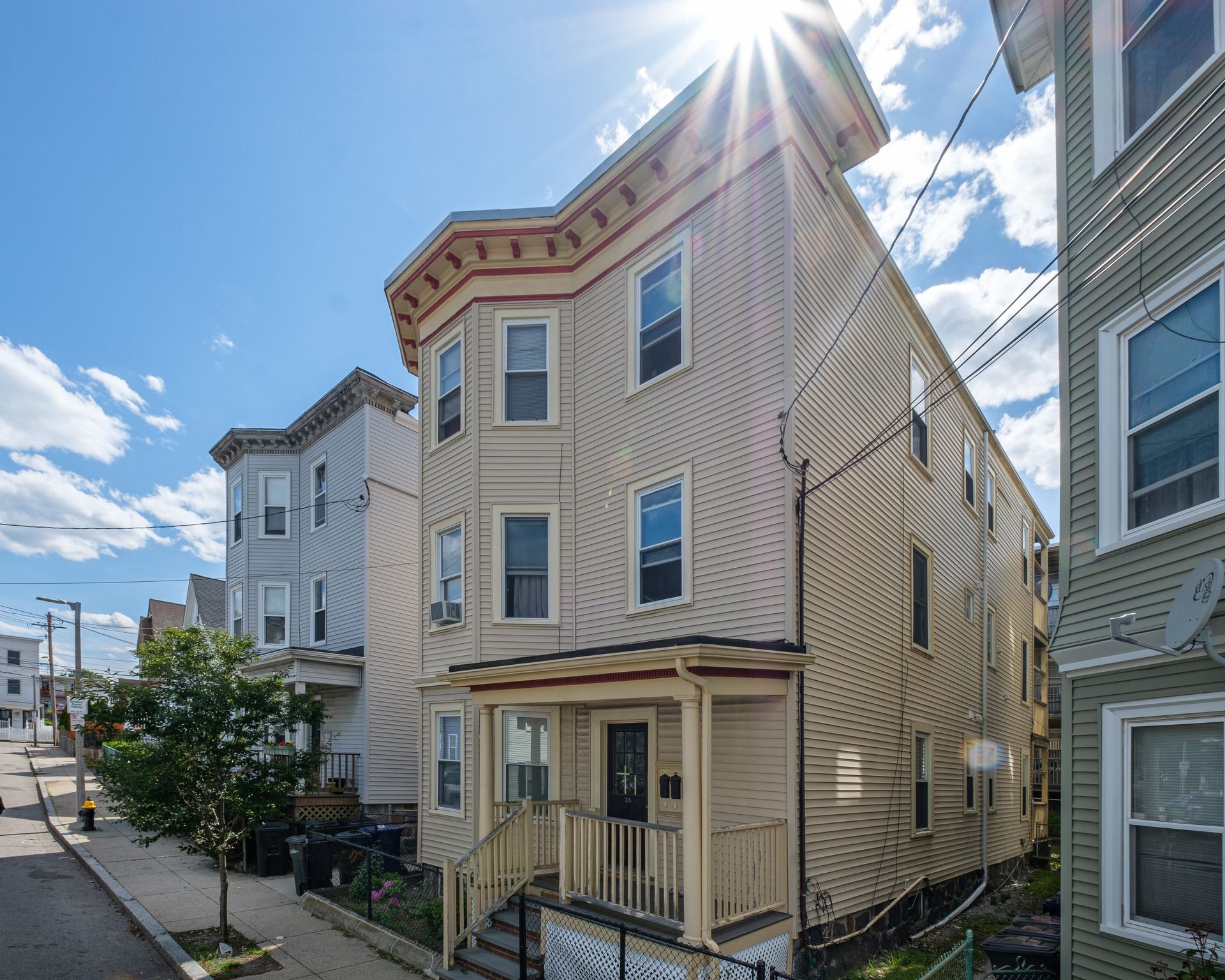 35 Newport Street