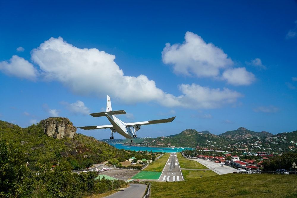 Fly to SBH