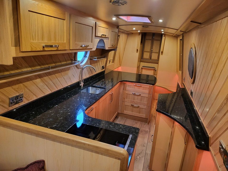 Est Tempus galley