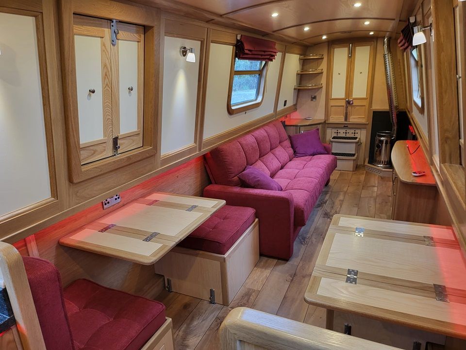 Hollingworth interior view