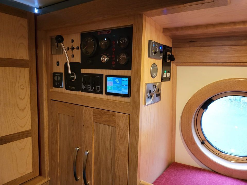 Hollingworth trad stern controls