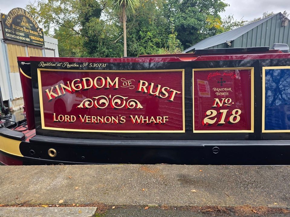 Kingdom of Rust No. 218 Braidbar narrowboat