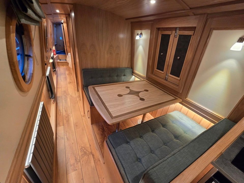 Kingley Vale dinette