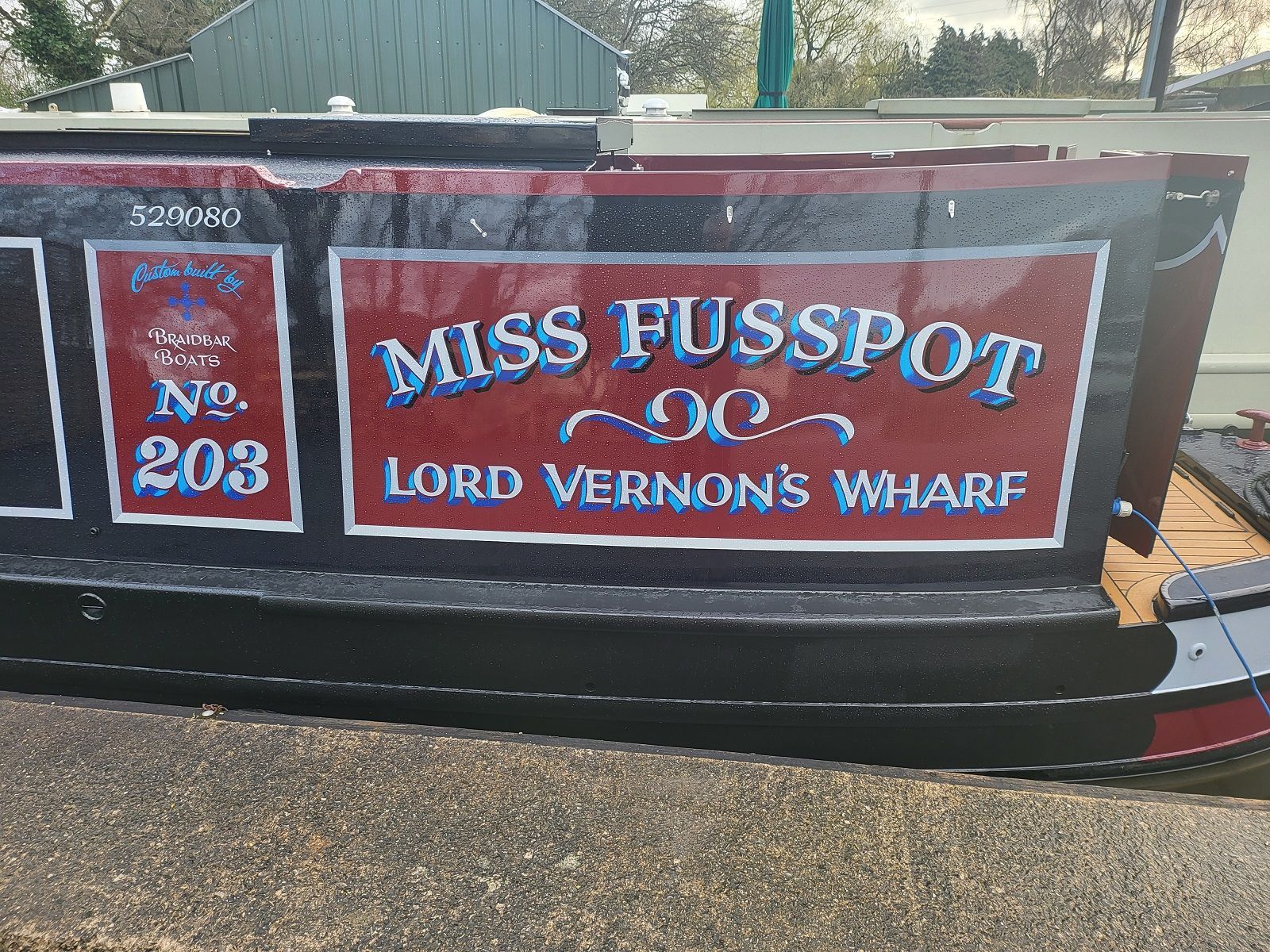 Braidbar Narrowboat MIss Fusspot No. 203