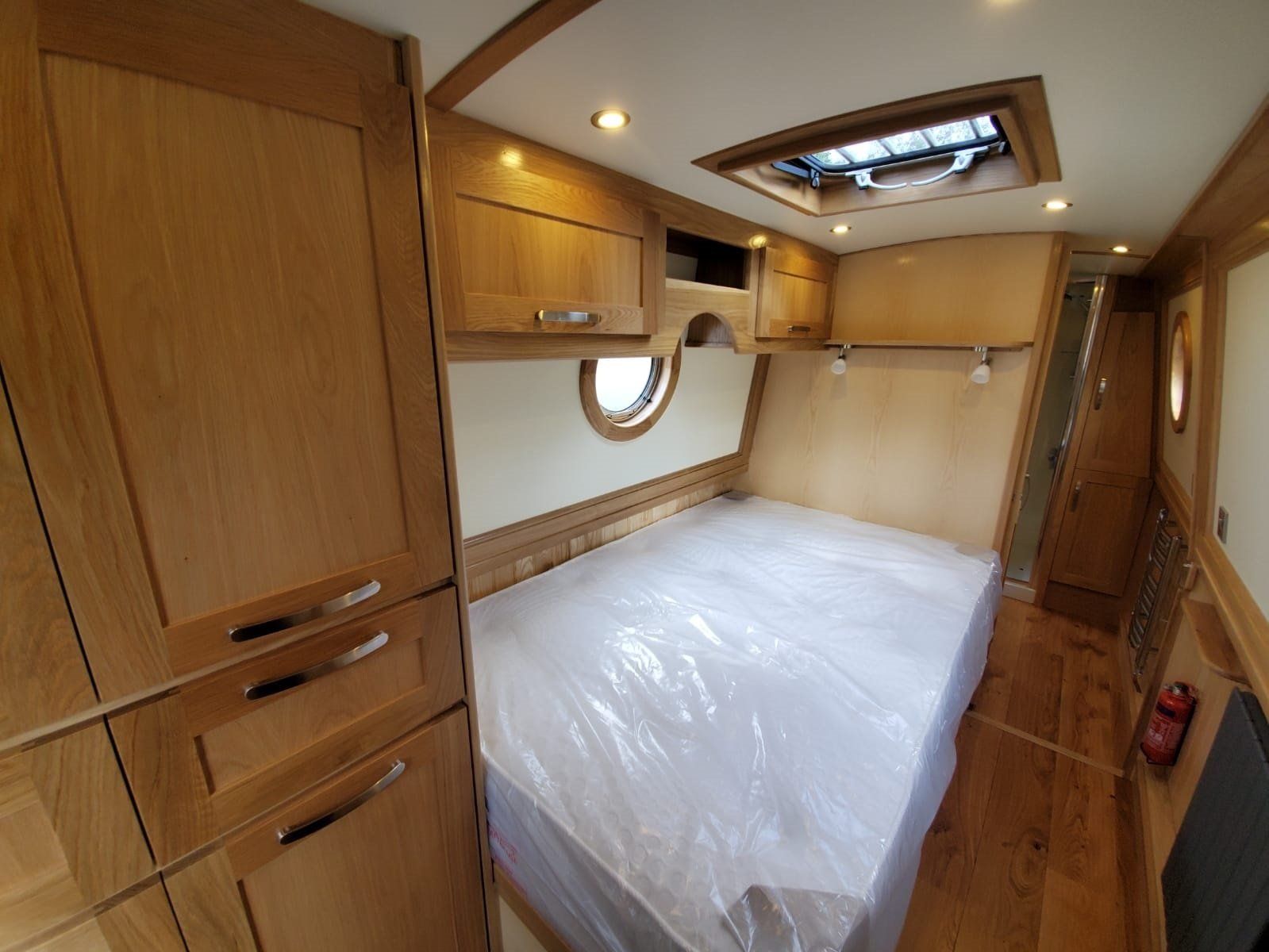 Ostara bedroom