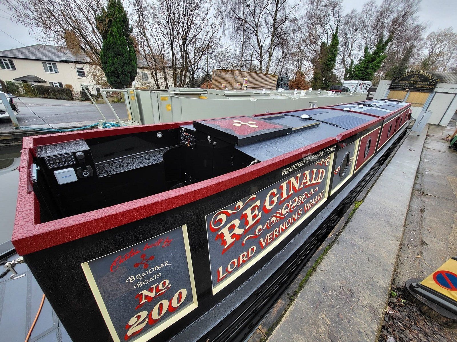 Reginald No. 200 exterior view