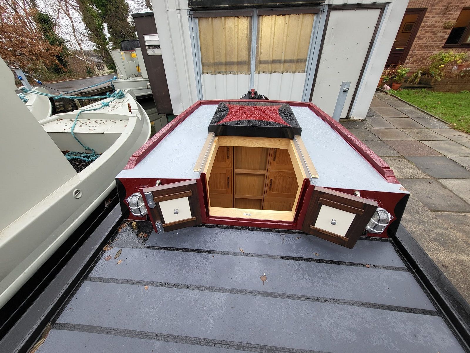 Reginald tug deck