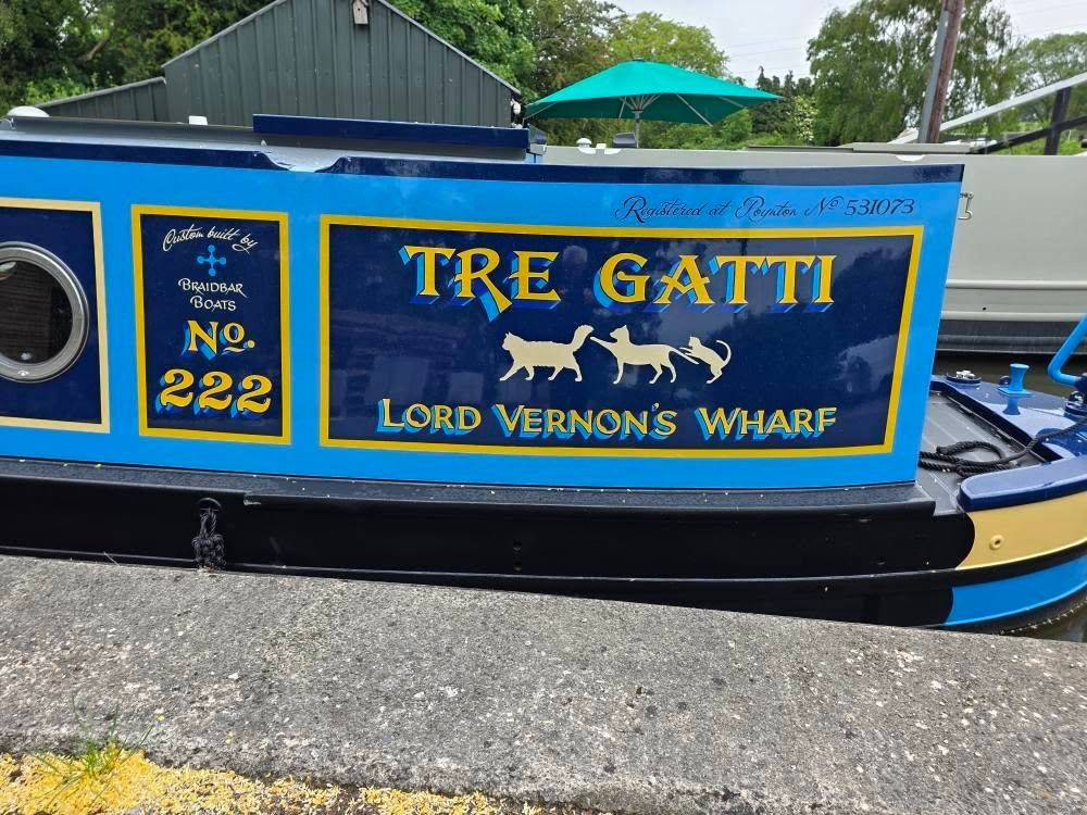 Braidbar Narrowboat Tre Gatti No. 220