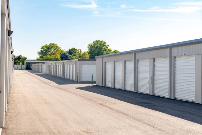 Ministorage Unit Place — Forest Lake, MN — Freeway Mini-Storage Ministorage Unit Place — Forest Lake, MN — Freeway Mini-Storage