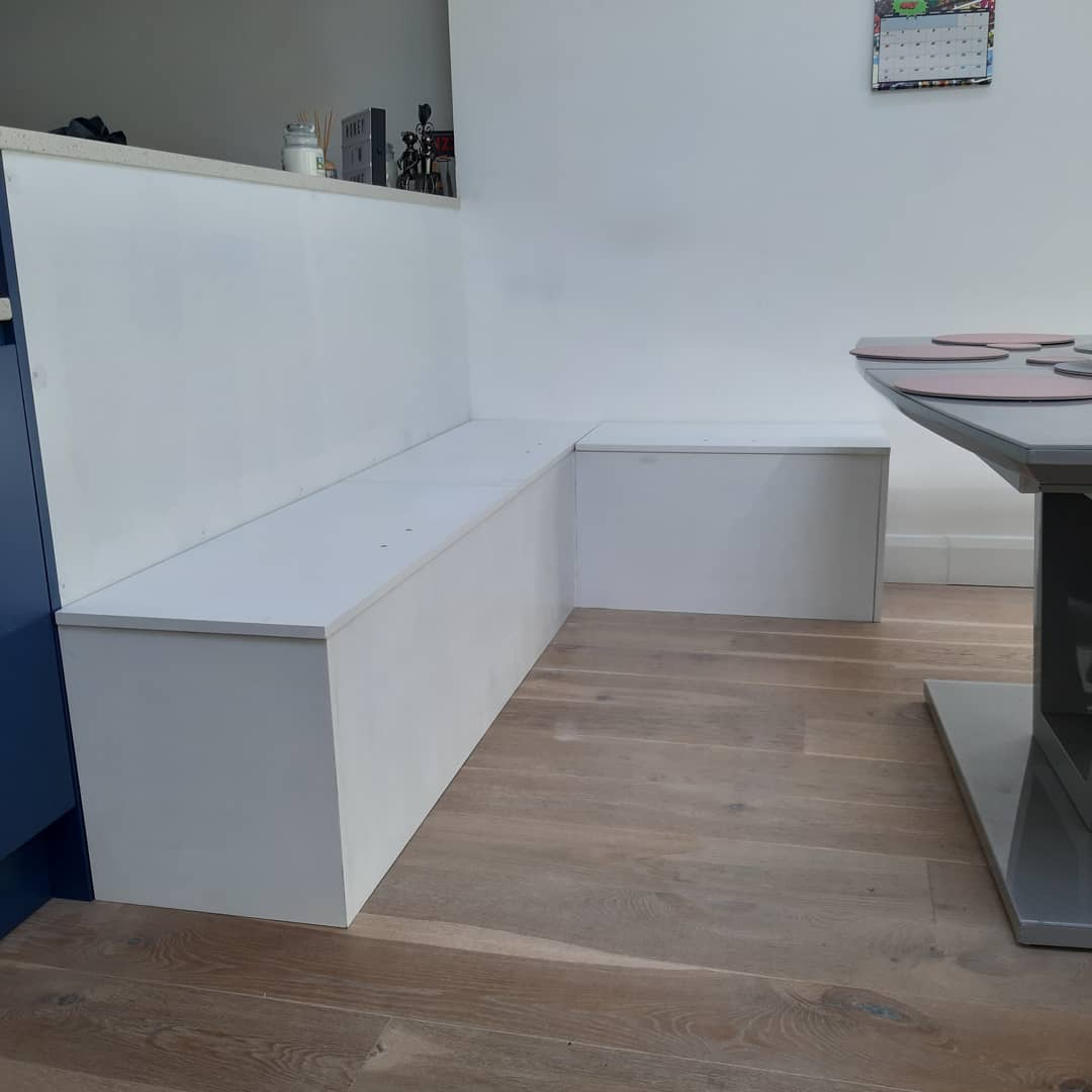 bench seating