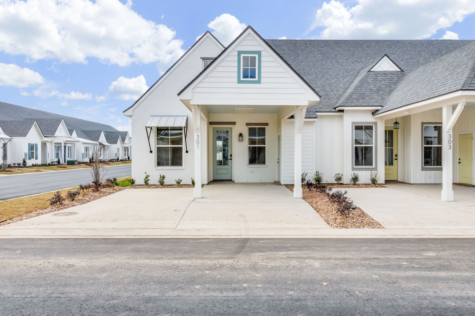 2 bedroom, 3 bedroom, 2 bath townhome for sale or rent, gated community, pond, Lafayette, covered parking, dedicated office