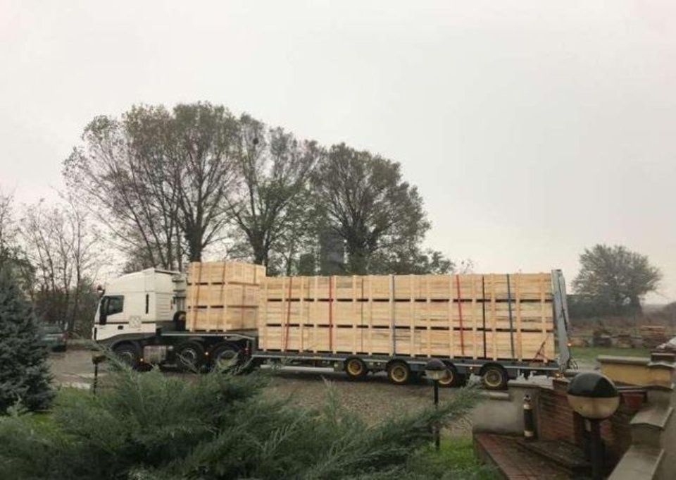 Trasporto pallets con camion