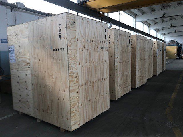 strutture in legno di compensato per casse da trasporto