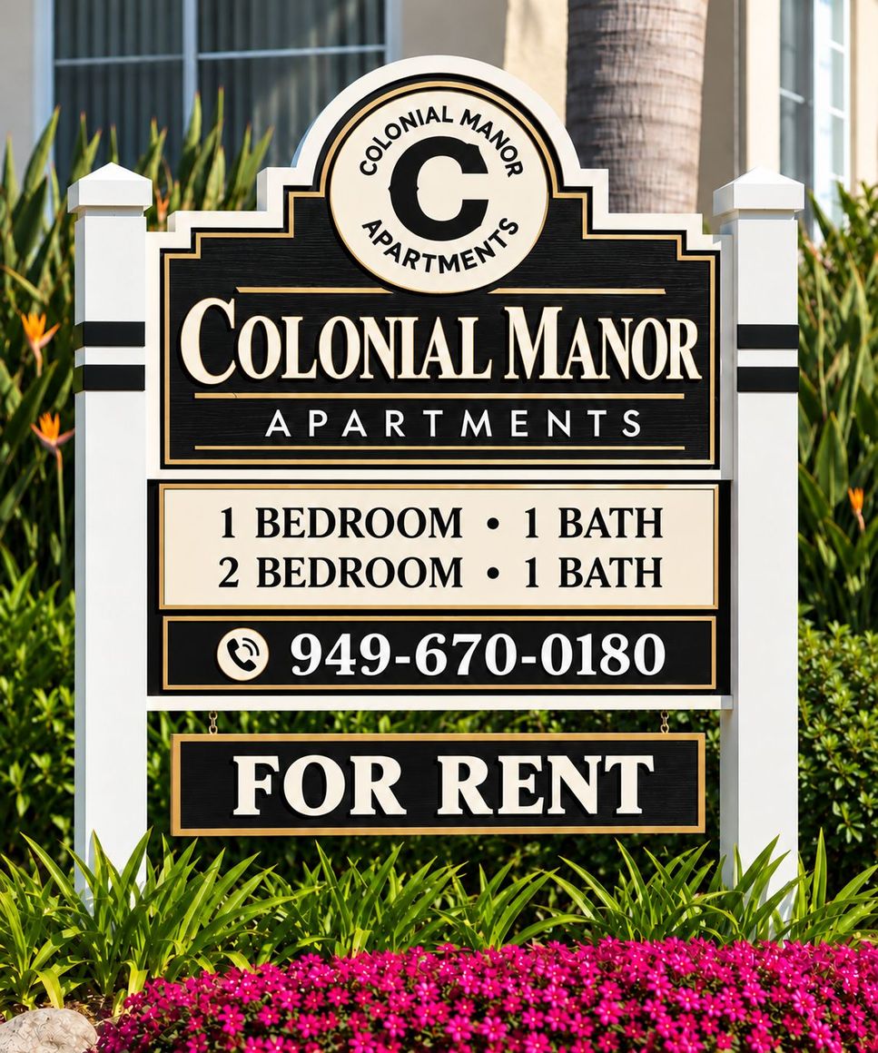 Colonial Manor exterior