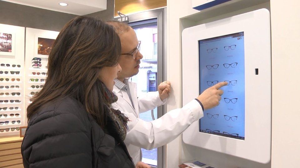 Digital mirror