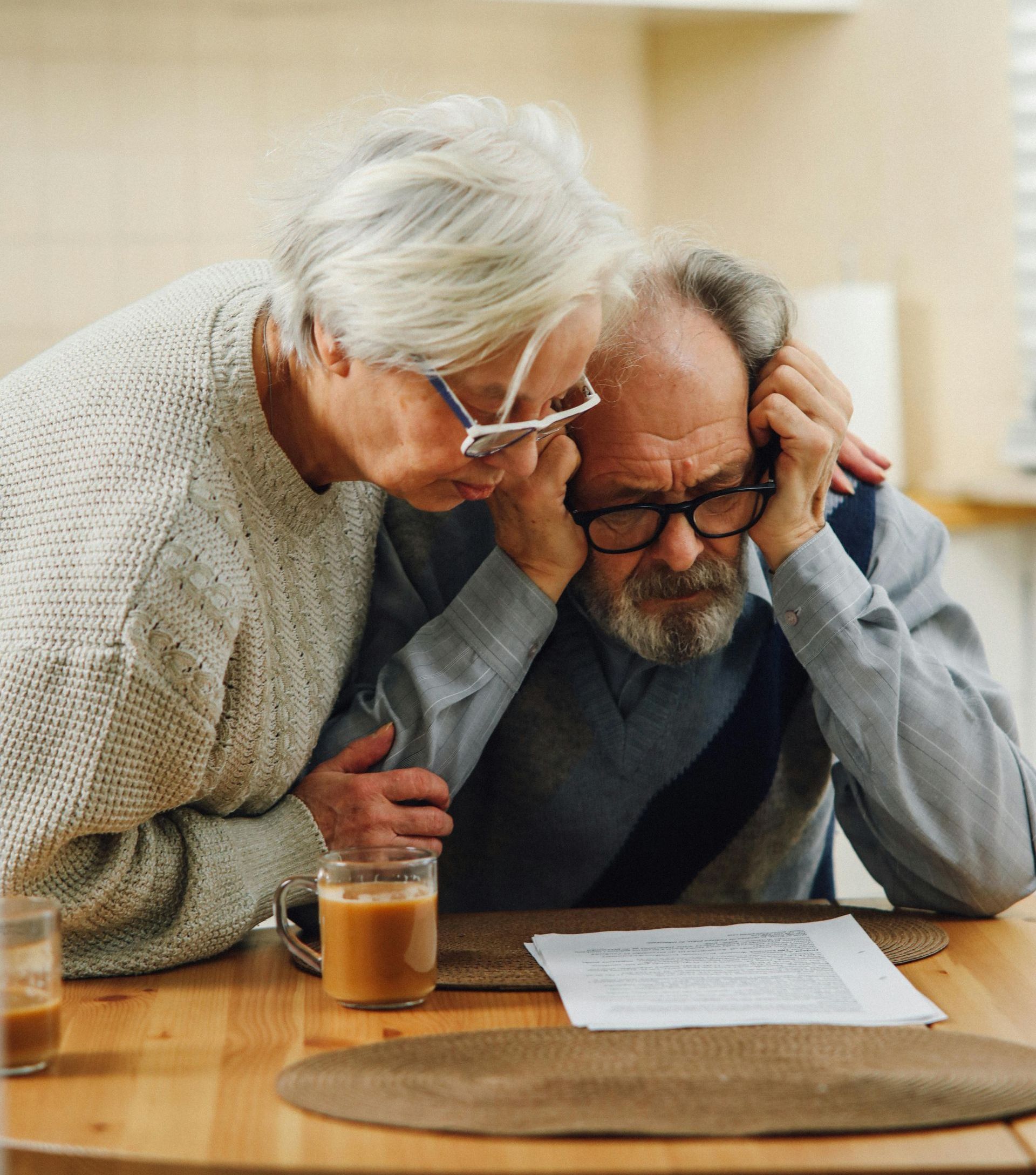 financial elder abuse signs