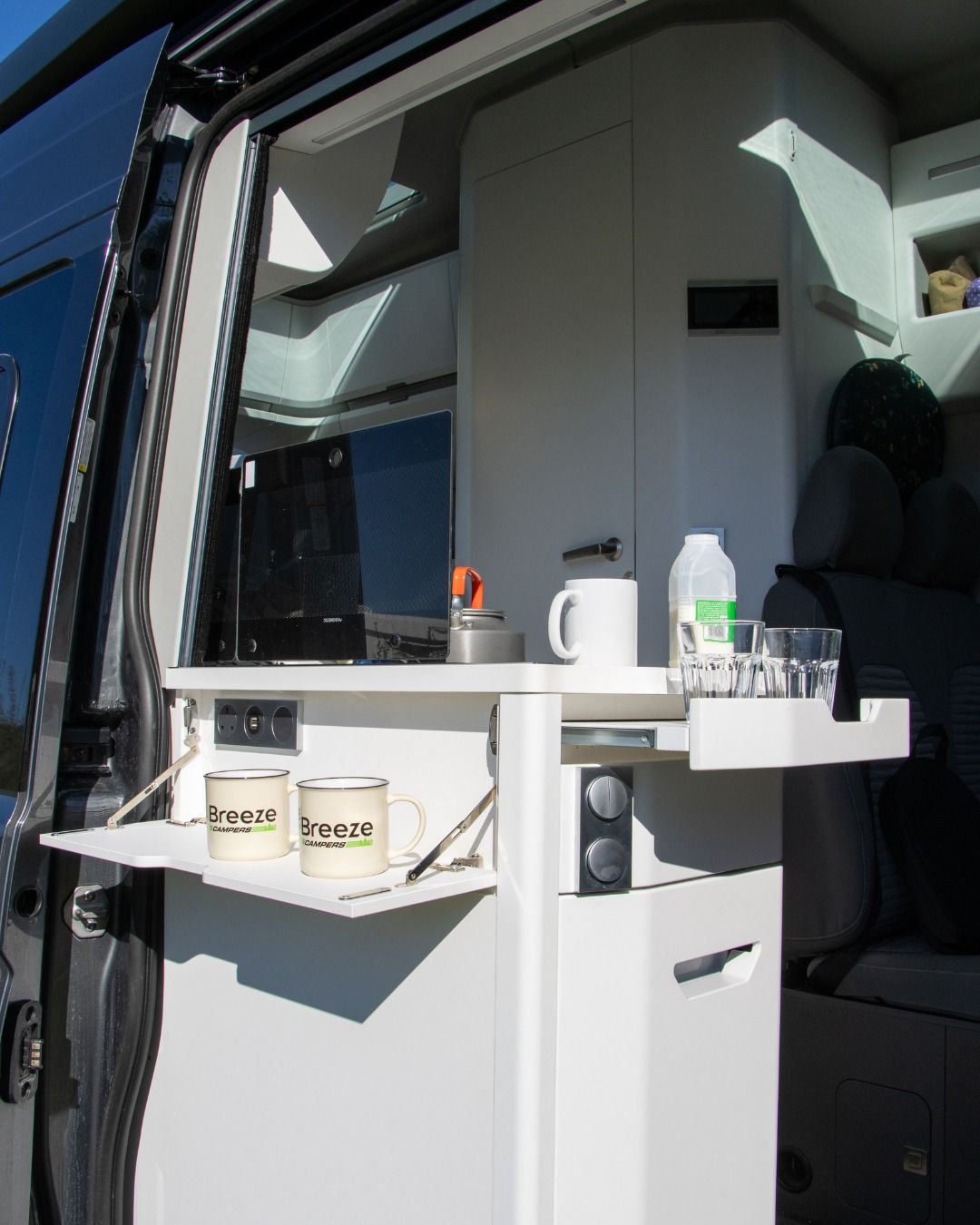 Grand Cali 600 available for hire vw sleeps 4 