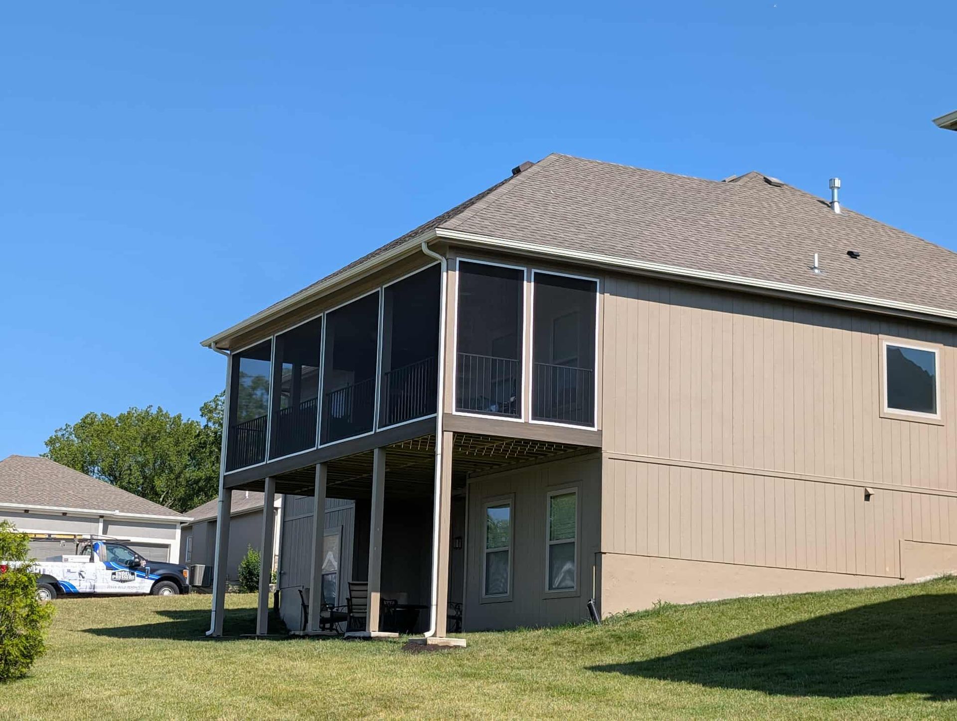 Roof extension for covered deck in Parkville Missouri