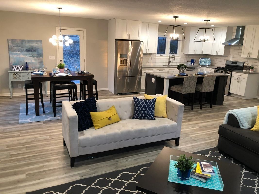 Staged home for a quick sale in Overland Park.
