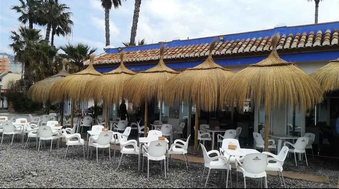 handgemaakte rieten bali parasols