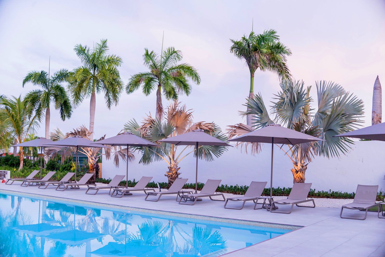 Ben jij klaar voor de zomer van 2026. Bekijk nu de nieuwste modellen van ezpeleta op het gebied van Wellness en outdoor interieur bij Beach Lease