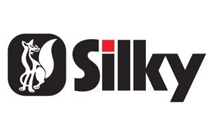Logo di Silky: volpe bianca e nera all'interno di un quadrato nero, accanto alla parola 