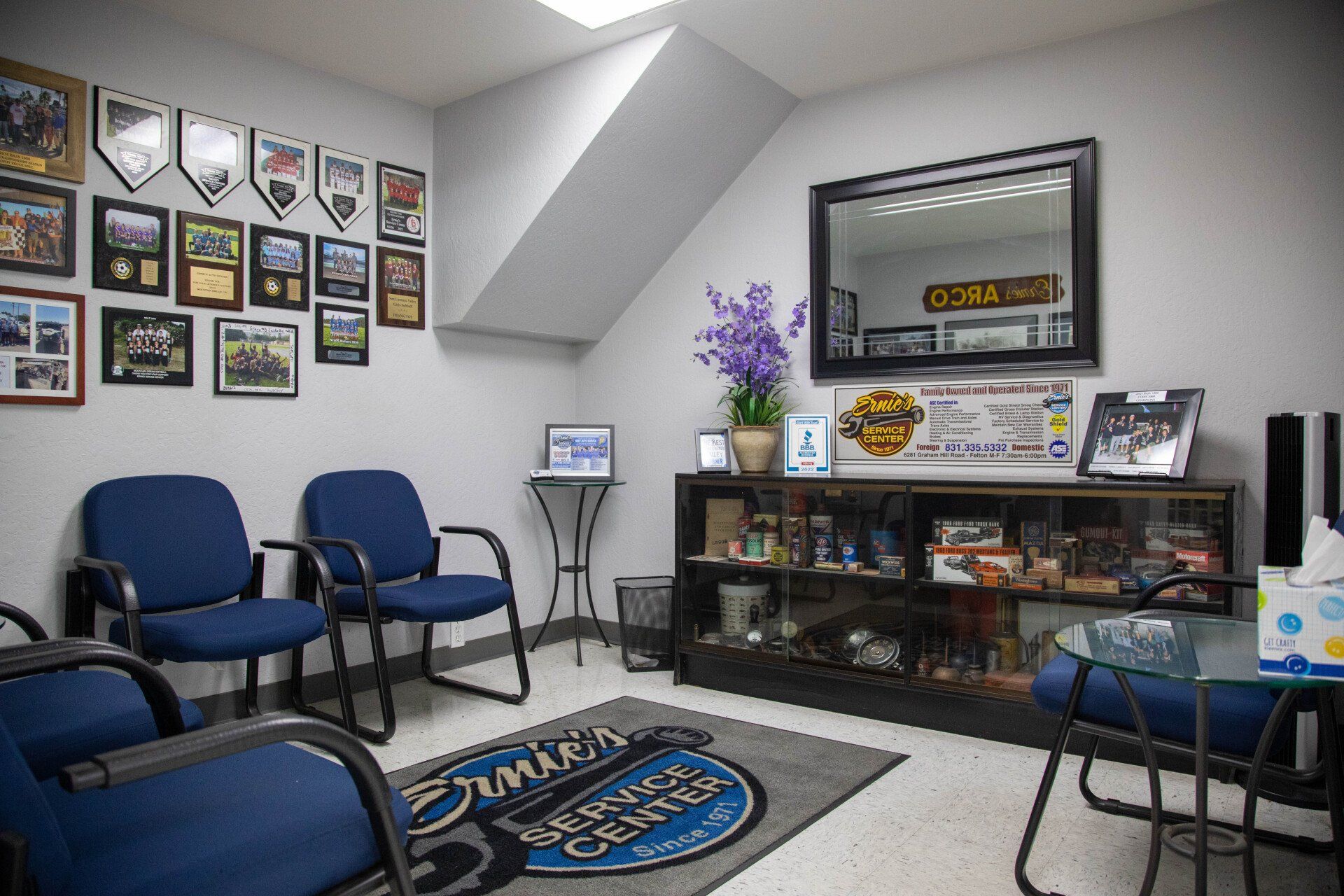 Waiting Area | Felton, CA | Ernie’s Service Center Waiting Area | Felton, CA | Ernie’s Service Center