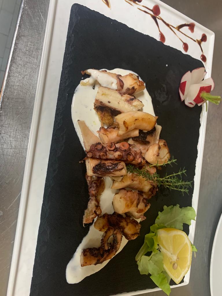 antipasto di pesce grigliato