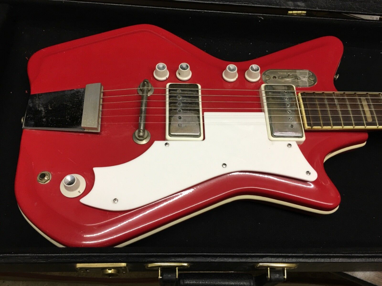 Valco Airline Jack White Elephant