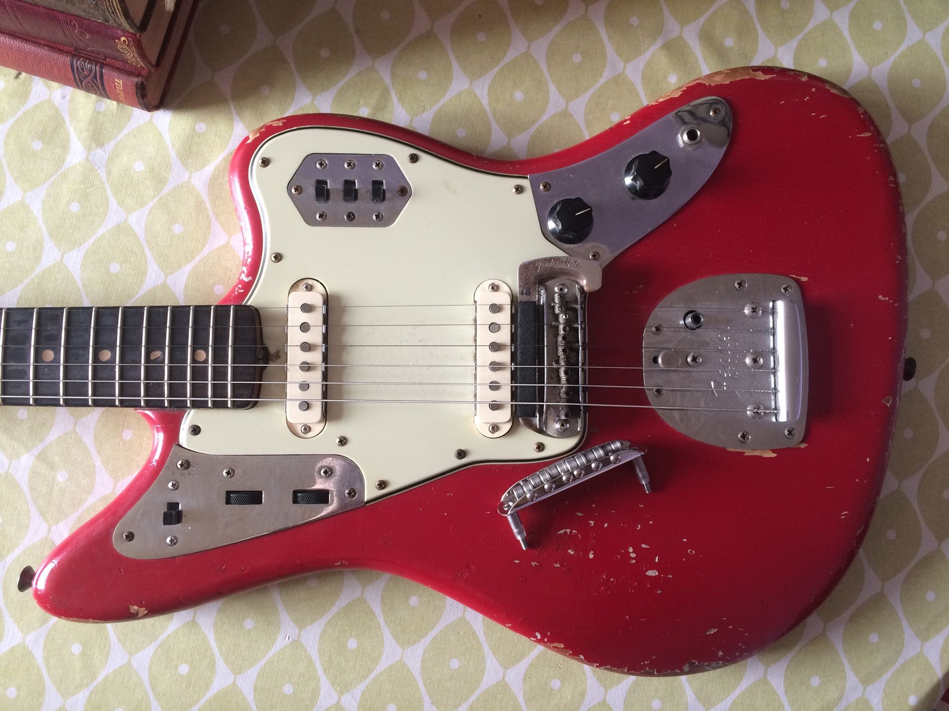 1962 Jaguar, Dakota Red over Sonic Blue, Staytrem bridge.