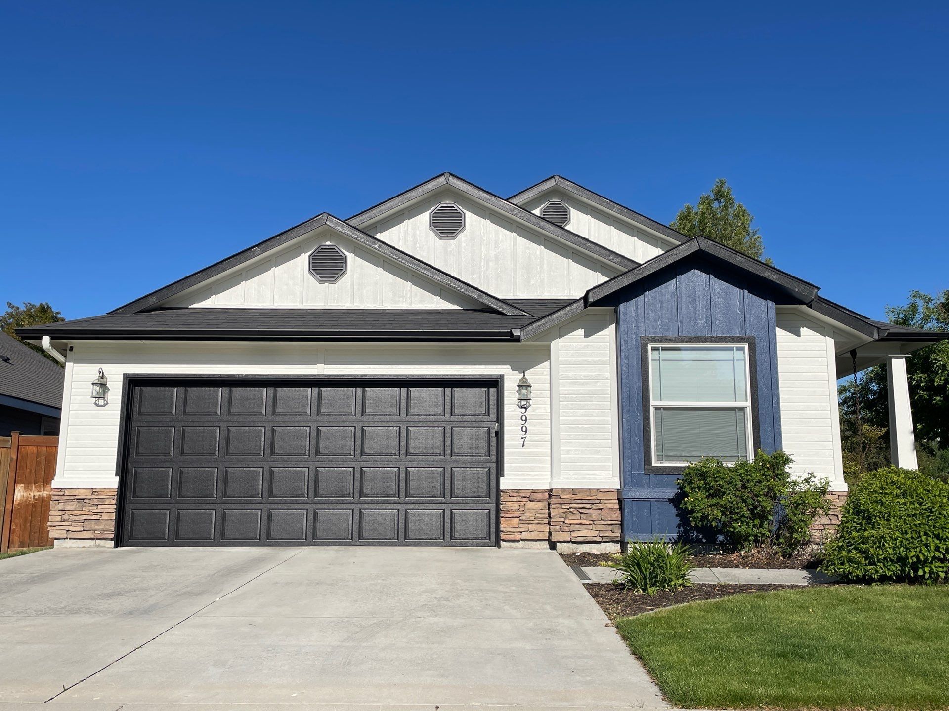 Why Pressure Washing Matters Before Exterior Painting